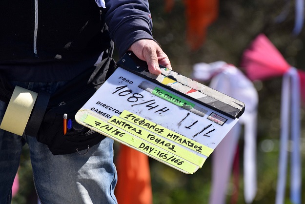 ΕΡΤ1 – «Το Παιδί»: Ο Akylas εισβάλλει στη σειρά και το Νεοχώρι χορεύει στον ρυθμό του «Ferto»