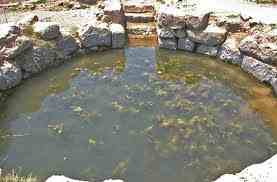 Κολυμβητική δεξαμενή, όπως λέμε στέρνα;