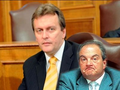 Καραμανλής ο... εφεδρικός!!!