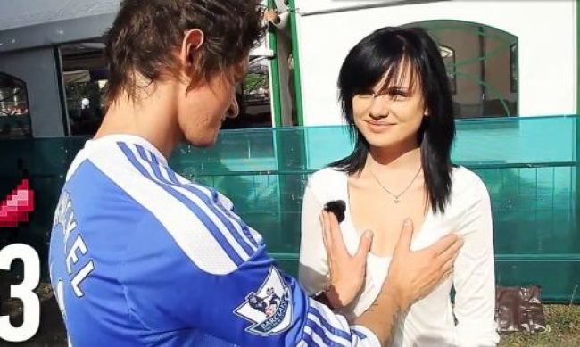 Τα 1.000 στήθη - λουκούμια και η χειραψία με τον… Πούτιν!