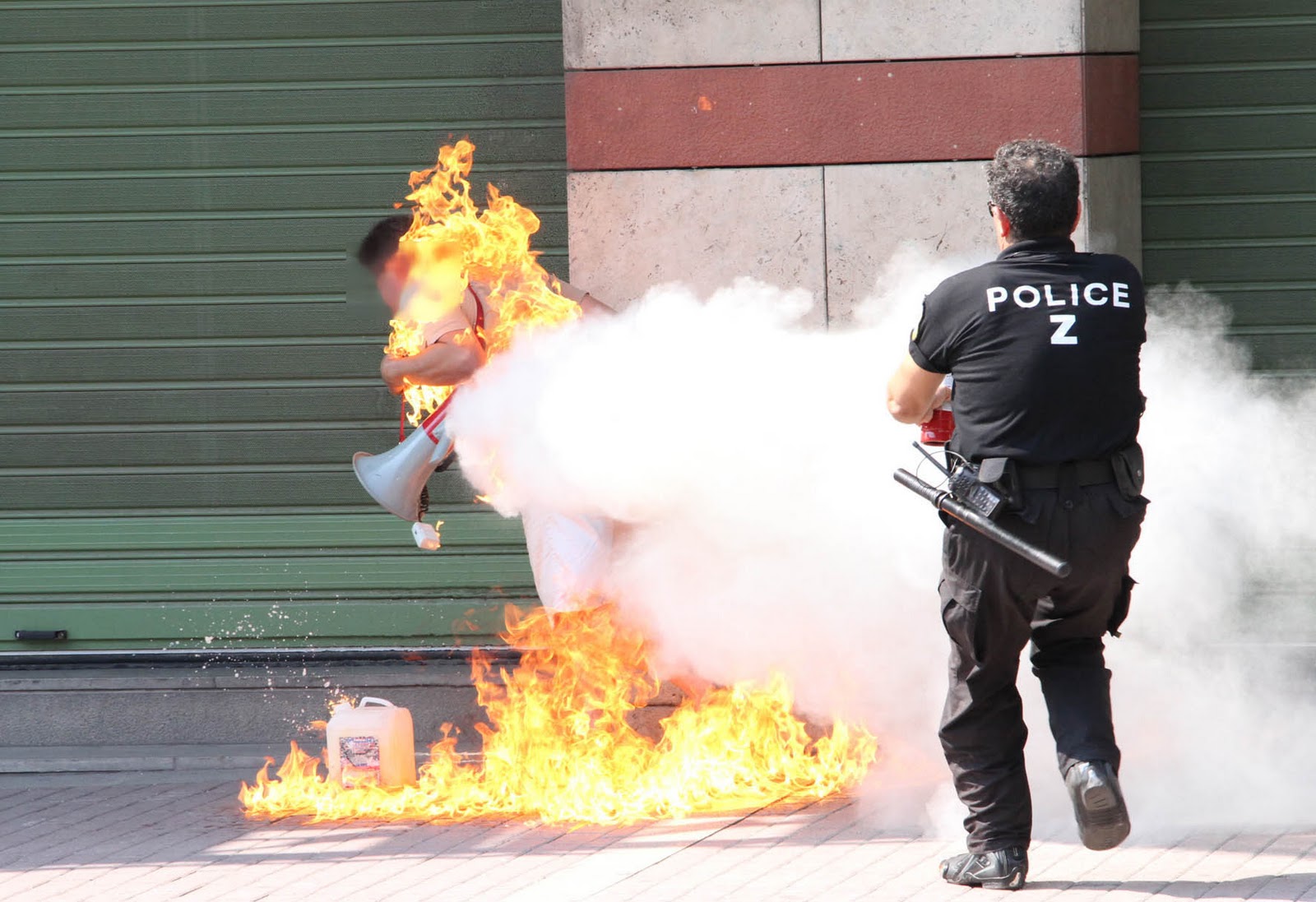 Το τέλος μιας γενιάς σε μια φωτογραφία...