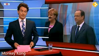 Έβαλαν μουστάκι 