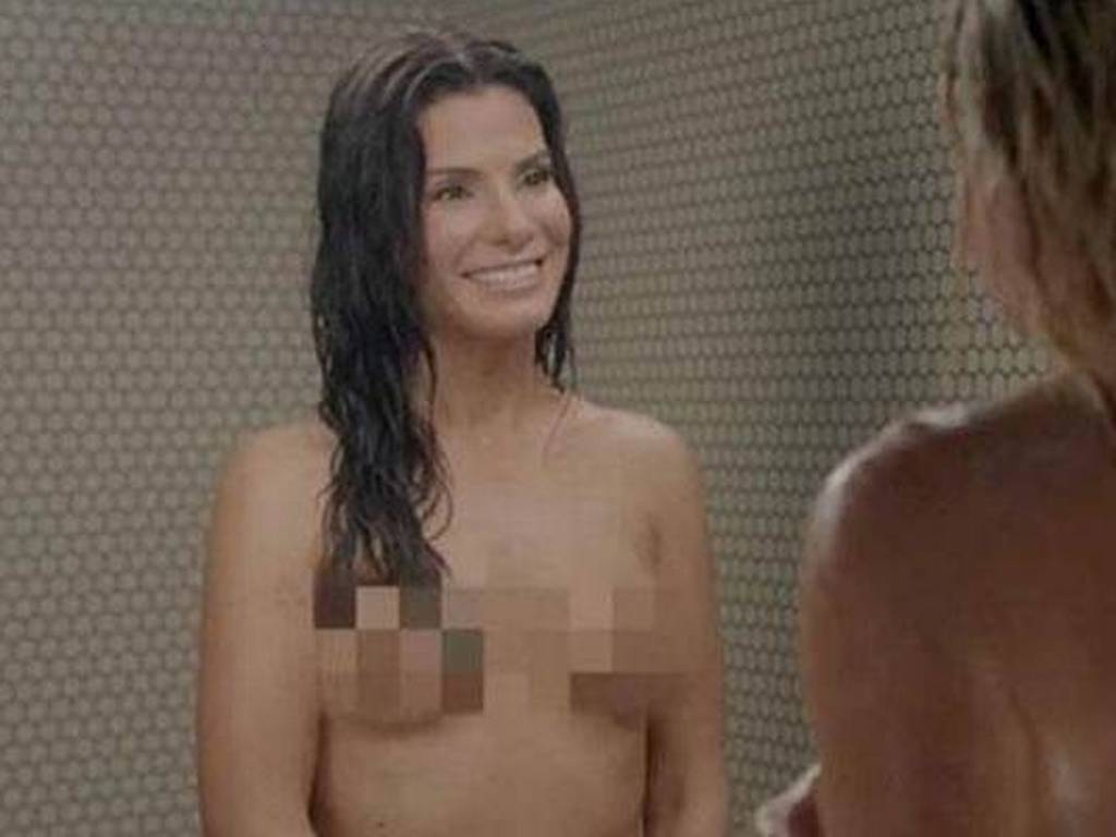 Sandra Bullock: Γυμνή στην μπανιέρα