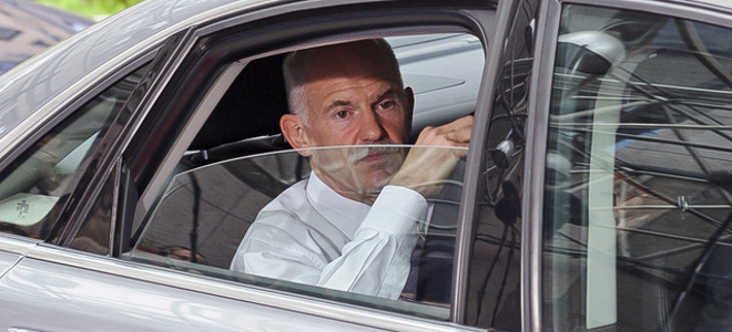 «Τζιβιτζιλού» αποκαλούν οι Γάλλοι το Γιωργάκη!!!