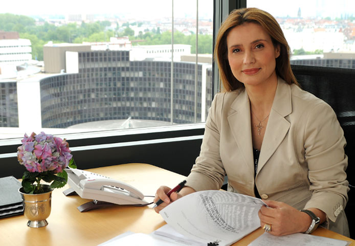 Αυτές τις κάμερες ποιος θα τις πάρει; 