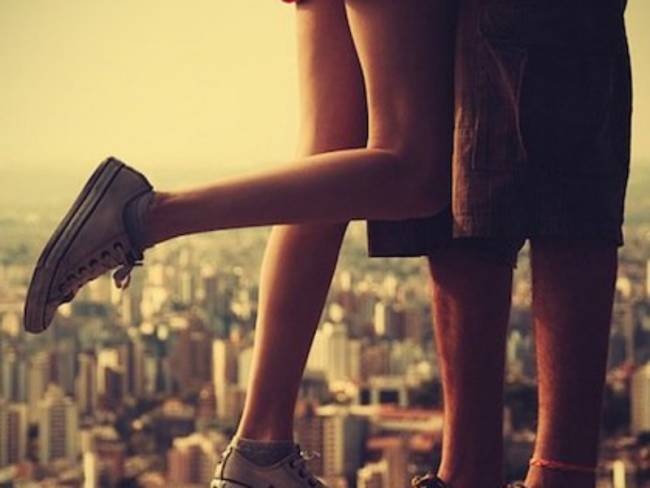 Την εγκατέλειψε ο εραστής της ενώ έκαναν σεξ στη σκάλα!!!