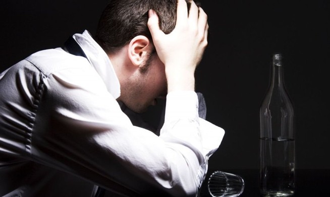 Ο ανασχηματισμός τον «έριξε» στο... ποτό!!!