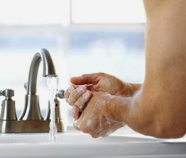 Γιατί κάποιοι άνθρωποι αισθάνονται μονίμως βρώμικοι; 