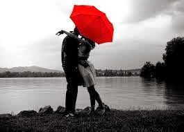 Τι βλέπεις; Ποιοτική τηλεόραση ή Ελαφρό πορνό; 