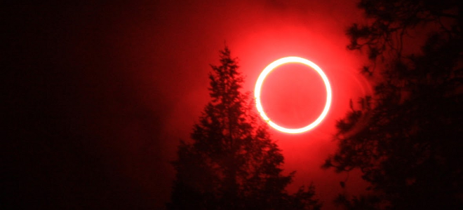 Η ματωμένη σελήνη του Απρίλη… θα χτυπήσει την Ελλάδα!!!