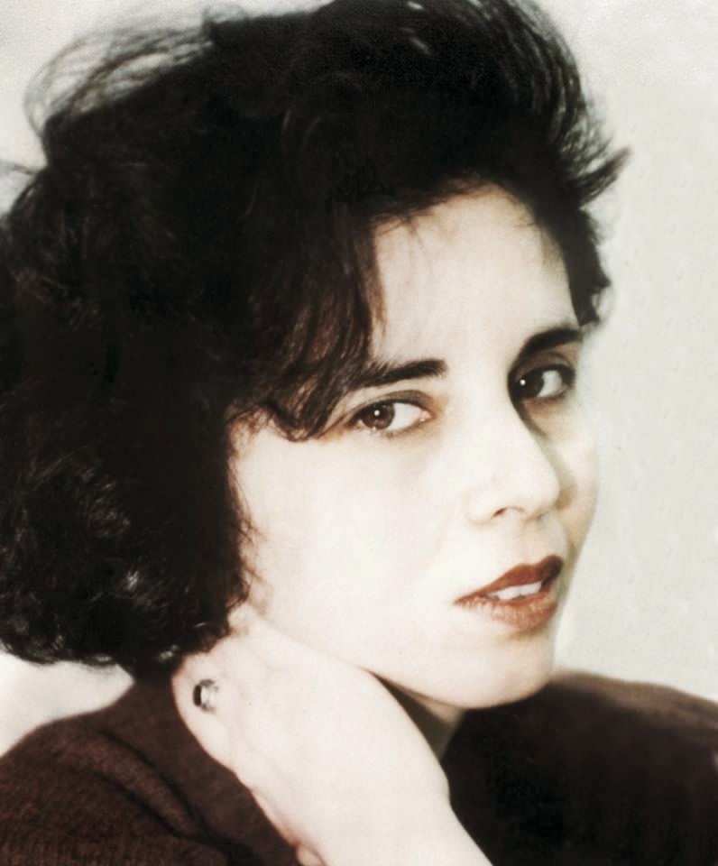 Η Ελένη Γκίκα απαντά, στο «κουτσομπολιό»… της αυλής!!! 