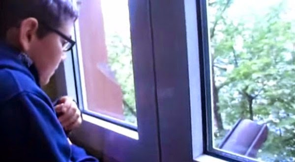 Μια ταινία γροθιά στο στομάχι από Ελληνόπουλα που μετανάστευσαν στη Γερμανία…