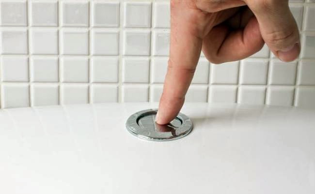 Πώς βοηθάει... το καζανάκι να φύγει το άγχος!!!