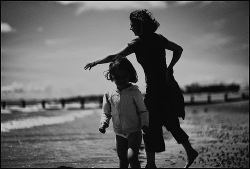 Δείτε τα 3 είδη Ελληνίδας μάνας: Σε ποιο ανήκεις;