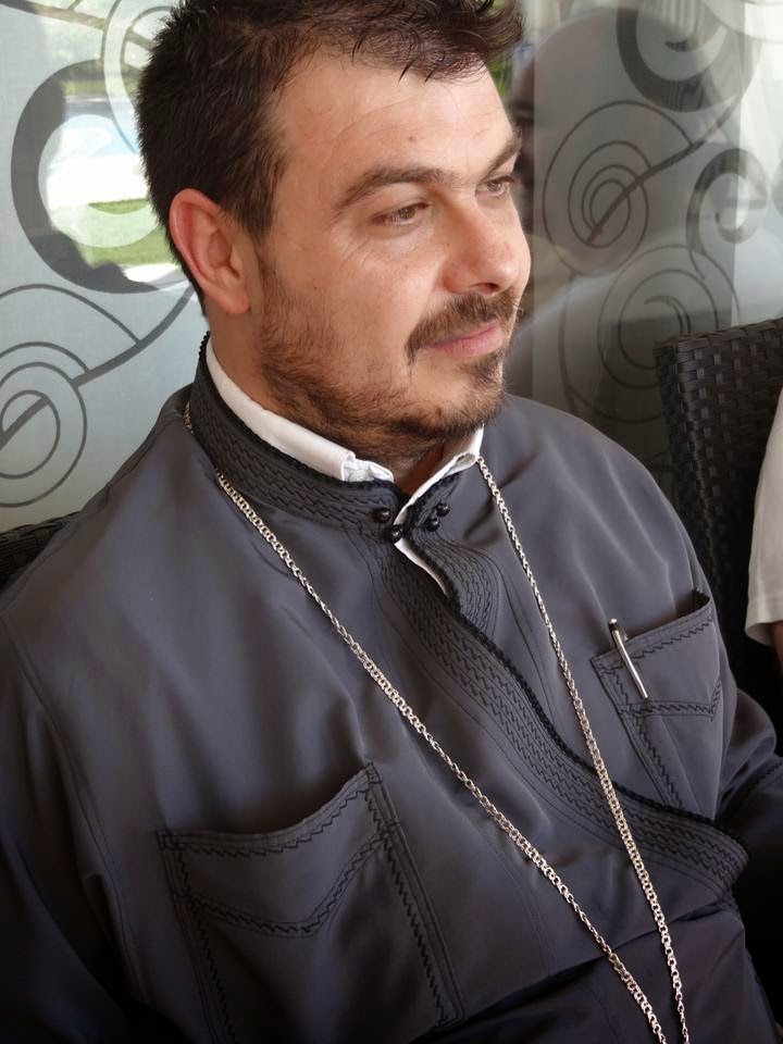 Κουβέντα… με τον πατέρα Χρήστο, 