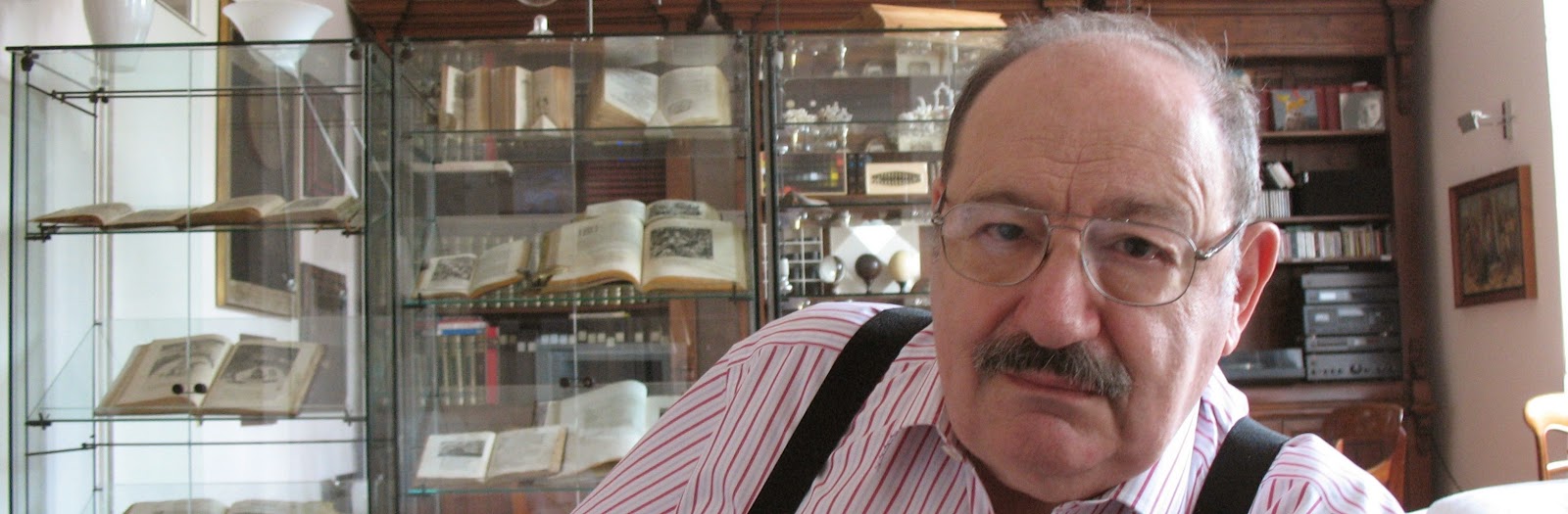 Ουμπέρτο Έκο: ‘‘Φάτε σκατά. Χιλιάδες μύγες δεν μπορεί να κάνουν λάθος’’