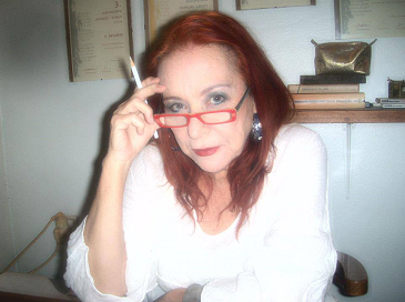 Η Μάρω Βουδούρογλου-Βλαχάκη, απαντά στο «κουτσομπολιό»… της αυλής!!!