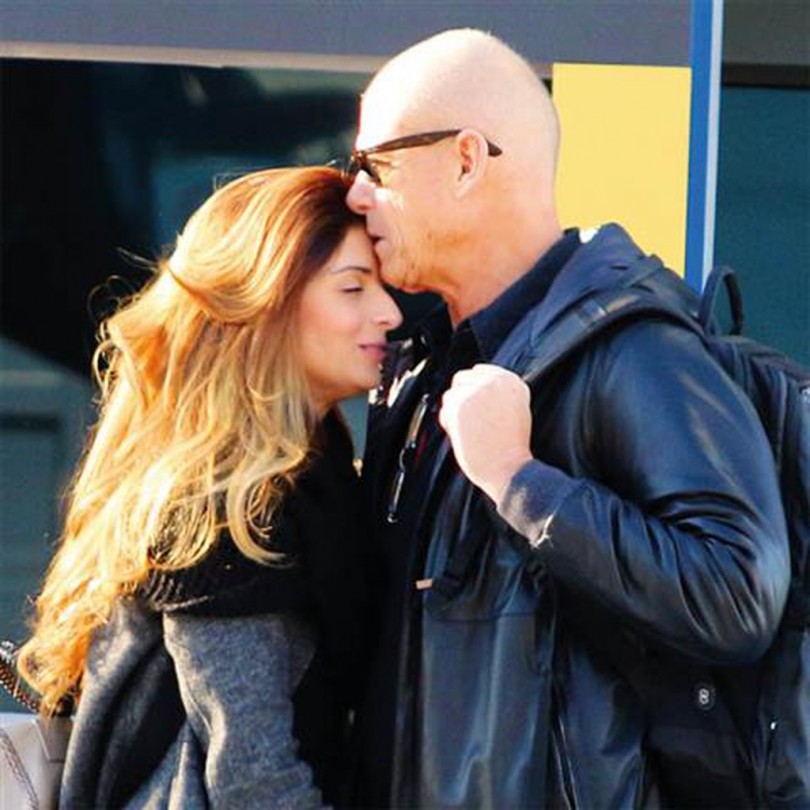 Αυτό είναι το νέο ζευγάρι της ελληνικής showbiz!!!