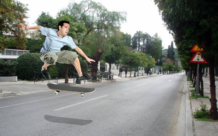 Σκέιτμπορντ στην άδεια Ηρώδου Αττικού θεάθηκε να κάνει ο Αλέξης Τσίπρας…