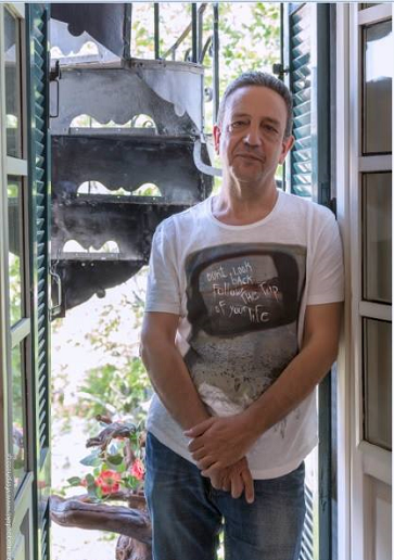 Ο Κώστας Στοφόρος, απαντά στο «κουτσομπολιό»… της αυλής!!!