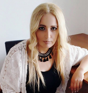 Η Μαρία Πέττα  απαντά, στο «κουτσομπολιό»… της αυλής!!! 