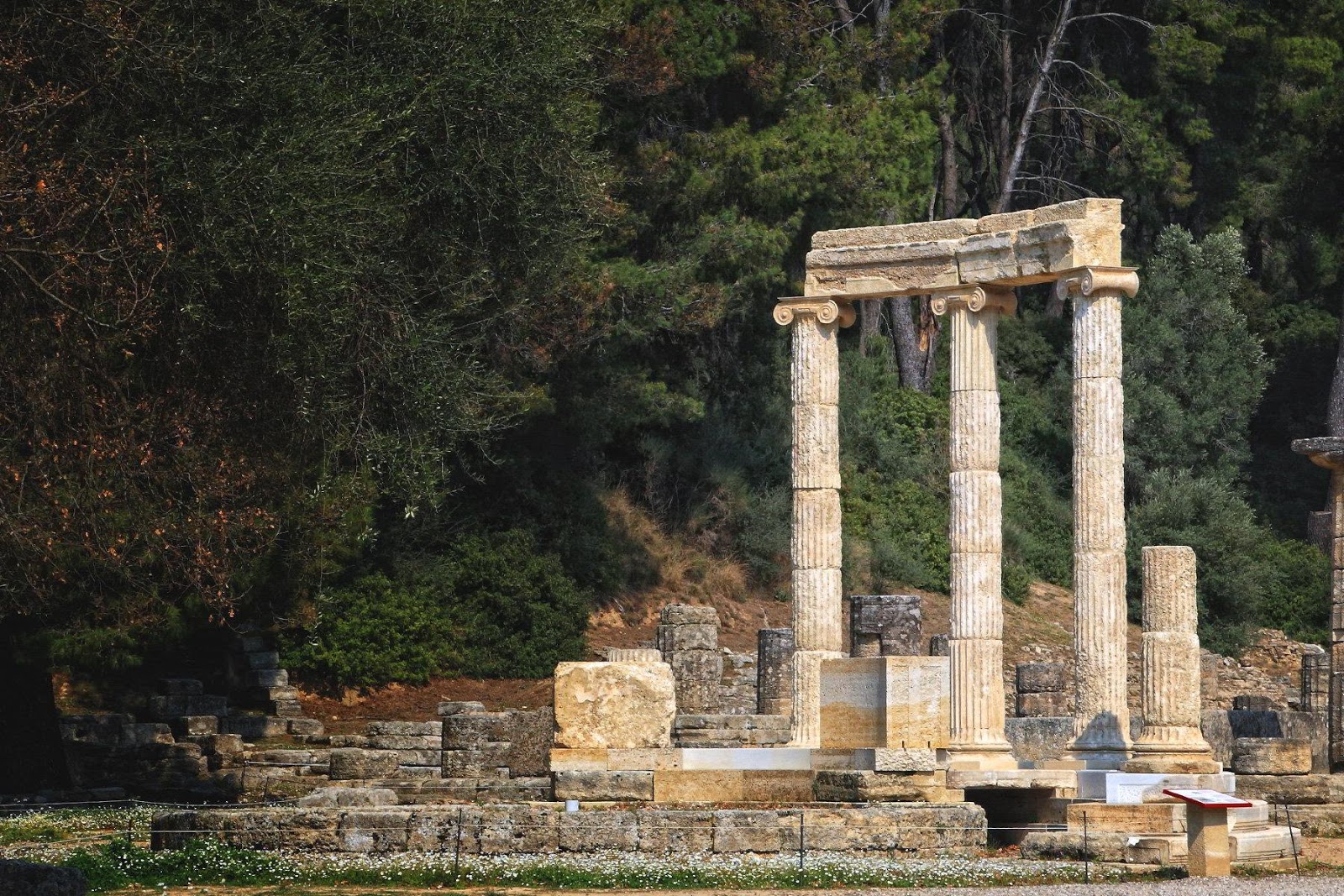 Όταν η Μυθολογία, συνάντησε τη Λογοτεχνία… στην Αρχαία Ολυμπία