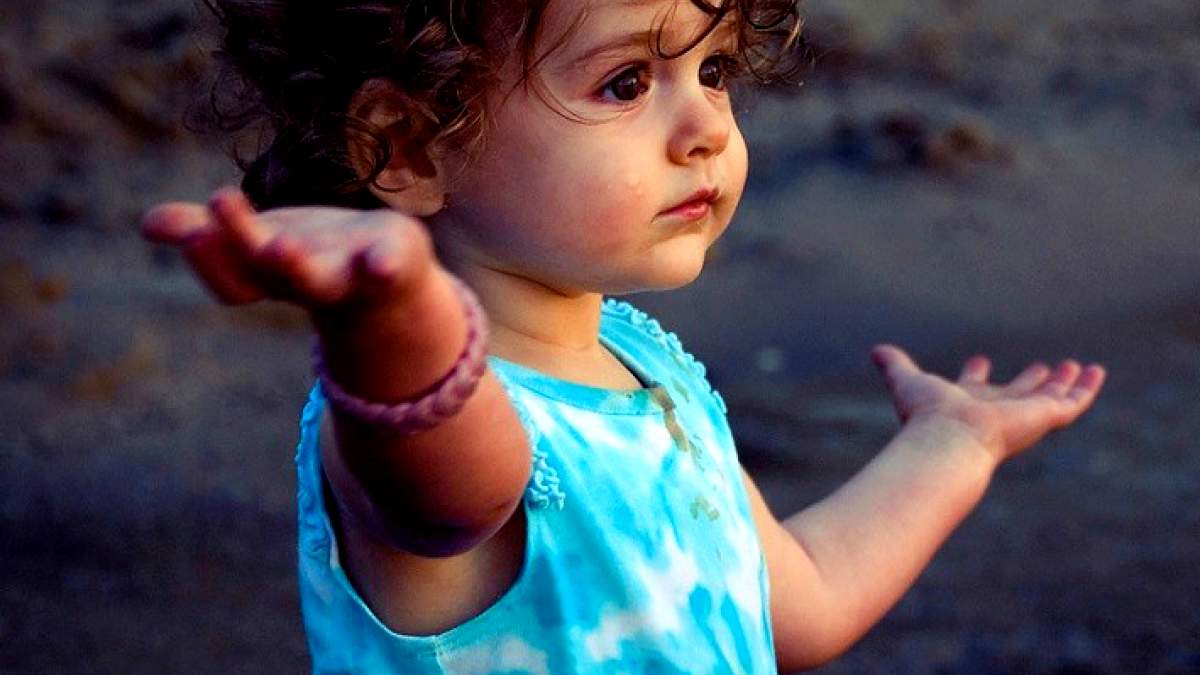 Ο λόγος που τα παιδιά ρωτούν συνέχεια «γιατί;»