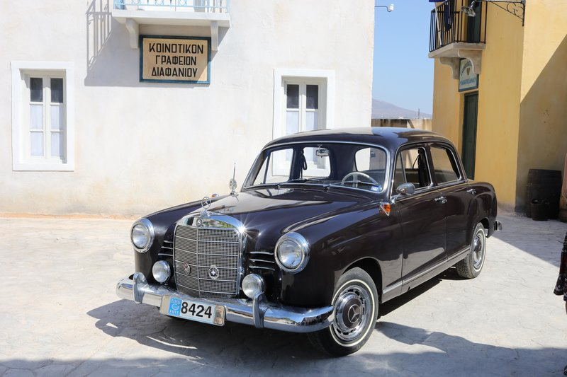 Μπήκαμε στο χωριό της σειράς «Άγριες Μέλισσες» -Το έχτισαν από την αρχή, σαν να ζεις το '50… (foto & video)