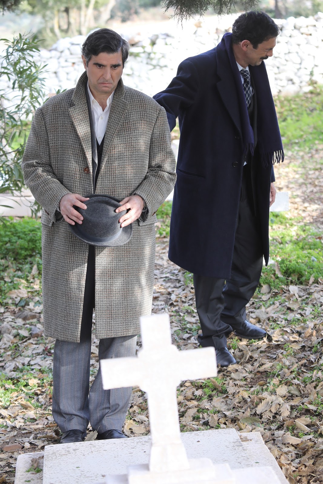 Άγριες Μέλισσες: Εξελίξεις που σοκάρουν ανατρέπουν τα πάντα στο Διαφάνι!