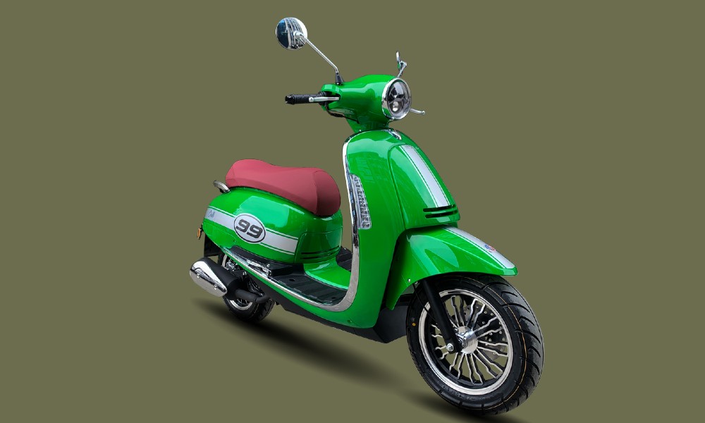 Αυτό είναι το cool scooter της UM Motorcycles