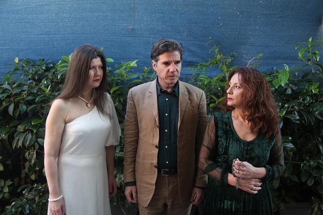 Strindberg «Είναι αυτή η ΔΕΣΠΟΙΝΙΣ ΤΖΟΥΛΙΑ;» μια σπουδή πάνω στο έργο από τους Θεατρίνων Θεατές 