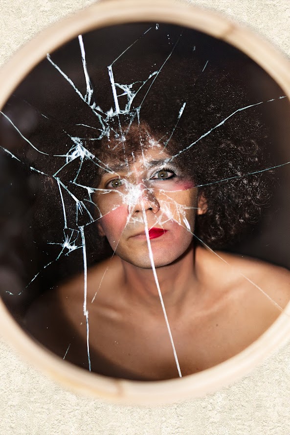 «Άζζα» του Βλάσση Χρυσικόπουλου | Με τον Κωνσταντίνο Ρόδη στη Σκηνή Brecht 2510