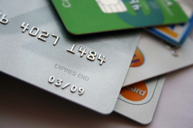 Πιστωτική κάρτα: Τι σημαίνουν οι αριθμοί που βρίσκονται επάνω της;