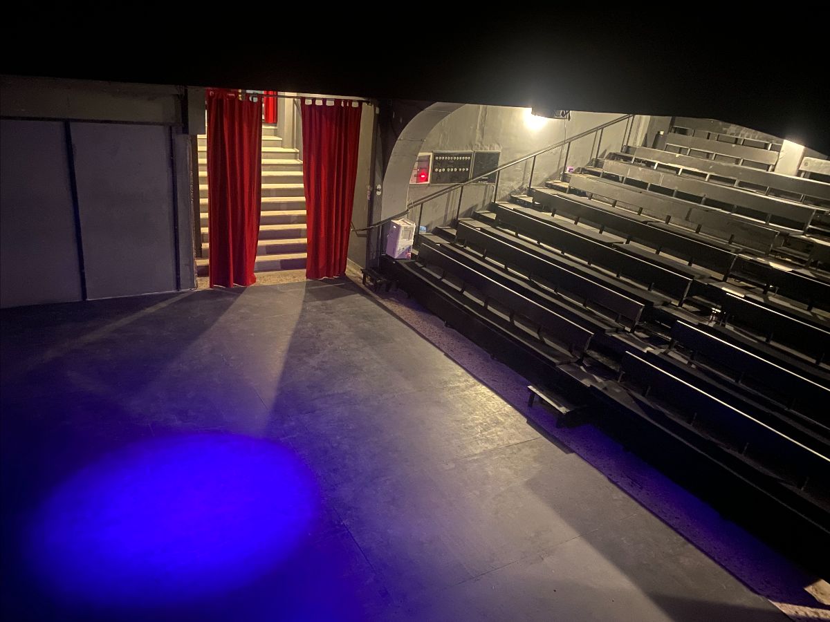 Νέα θεατρική σκηνή στην πόλη: Σκηνή Brecht-2510 