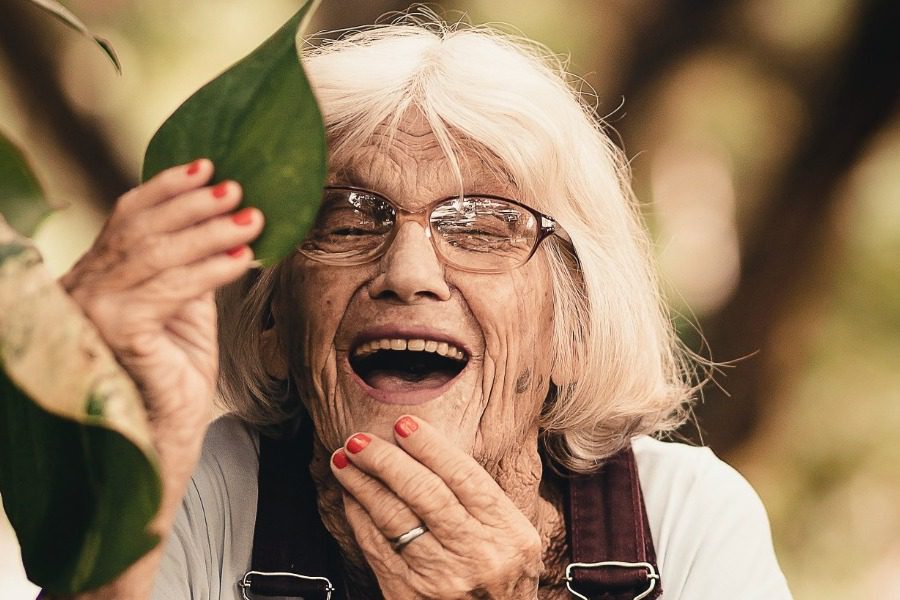 Τι είναι οι μπλε ζώνες μακροζωΐας και πού βρίσκεται στην Ελλάδα μία από αυτές...