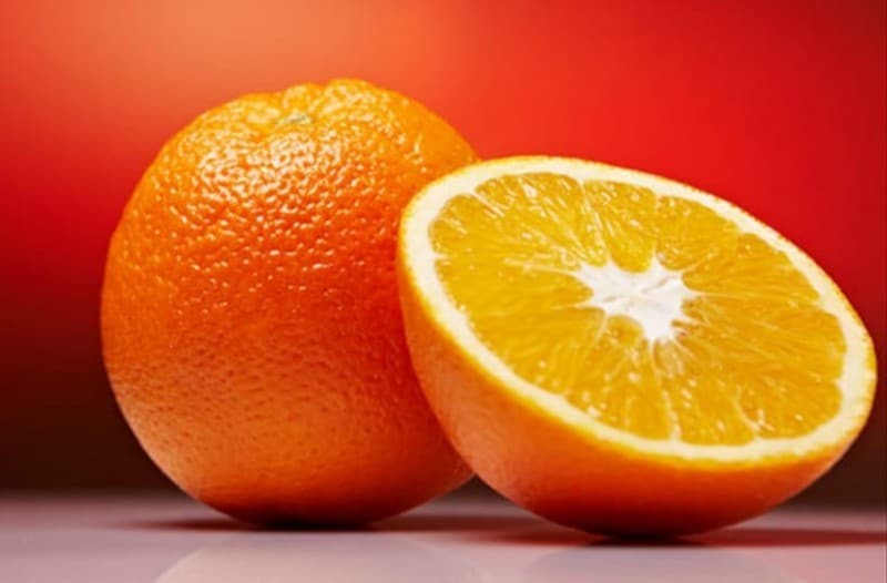 Το κόλπο με το πορτοκάλι στον φούρνο της κουζίνας που λίγοι γνωρίζουν