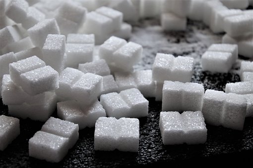 Τρώτε πολύ ζάχαρη; Όσο και το κρύβετε, το σώμα σας το δείχνει…