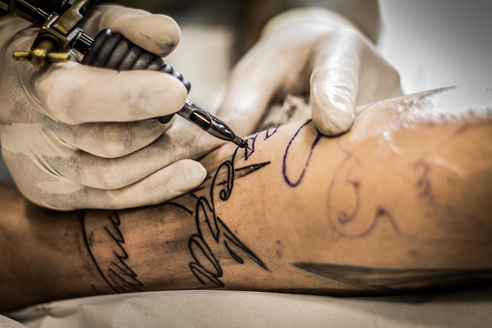 Τα τατουάζ θεωρούνταν σημάδια «ετερότητας» στην αρχαία Ελλάδα