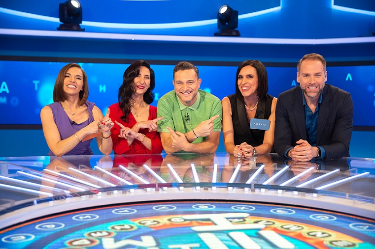 «ΠΕΣ ΤΗ ΛΕΞΗ» με παρουσιαστή τον δημοφιλή ηθοποιό Γιώργο Καραμίχο, στην ΕΡΤ1