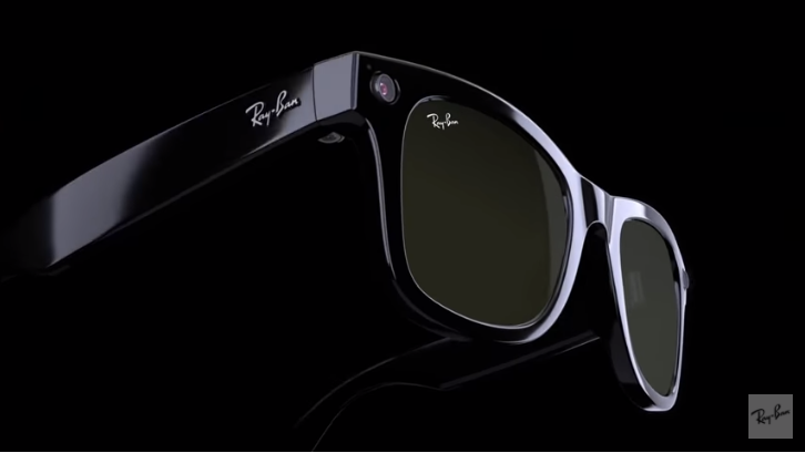 Το Facebook παρουσίασε τα πρώτα 